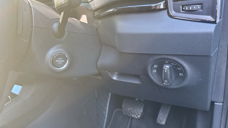 Skoda Karoq 1.5 TSI SE L 5dr DSG Petrol Estate